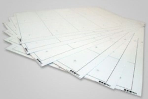 Folha de inlay para cartões com chip