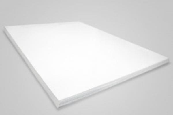 Máquina para fabricar cartões PVC com qualidade e segurança