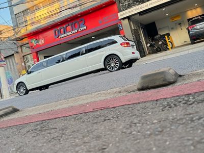 Dodge com tranco no câmbio