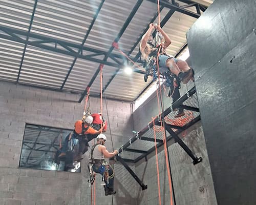 Capacitação NR 35 em Poços de Caldas: solução técnica para treinamento para trabalho em altura em Poços de Caldas