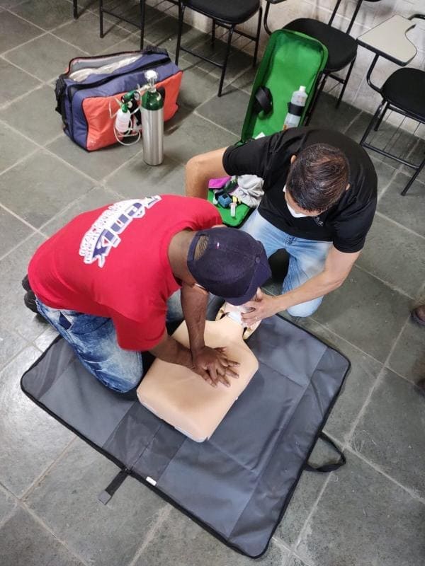 Treinamento IRATA em Pouso Alegre: solução técnica para formação técnica para acesso por cordas em Pouso Alegre