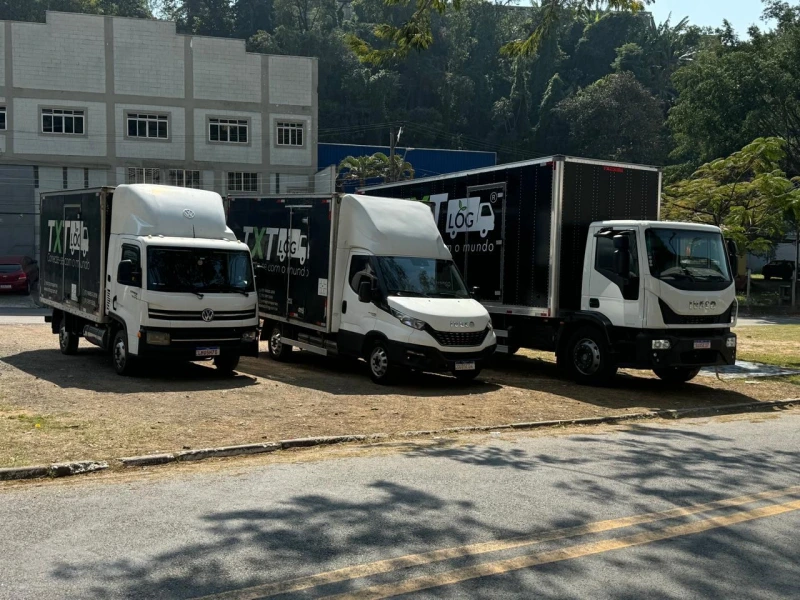 Serviço de logística e transportes