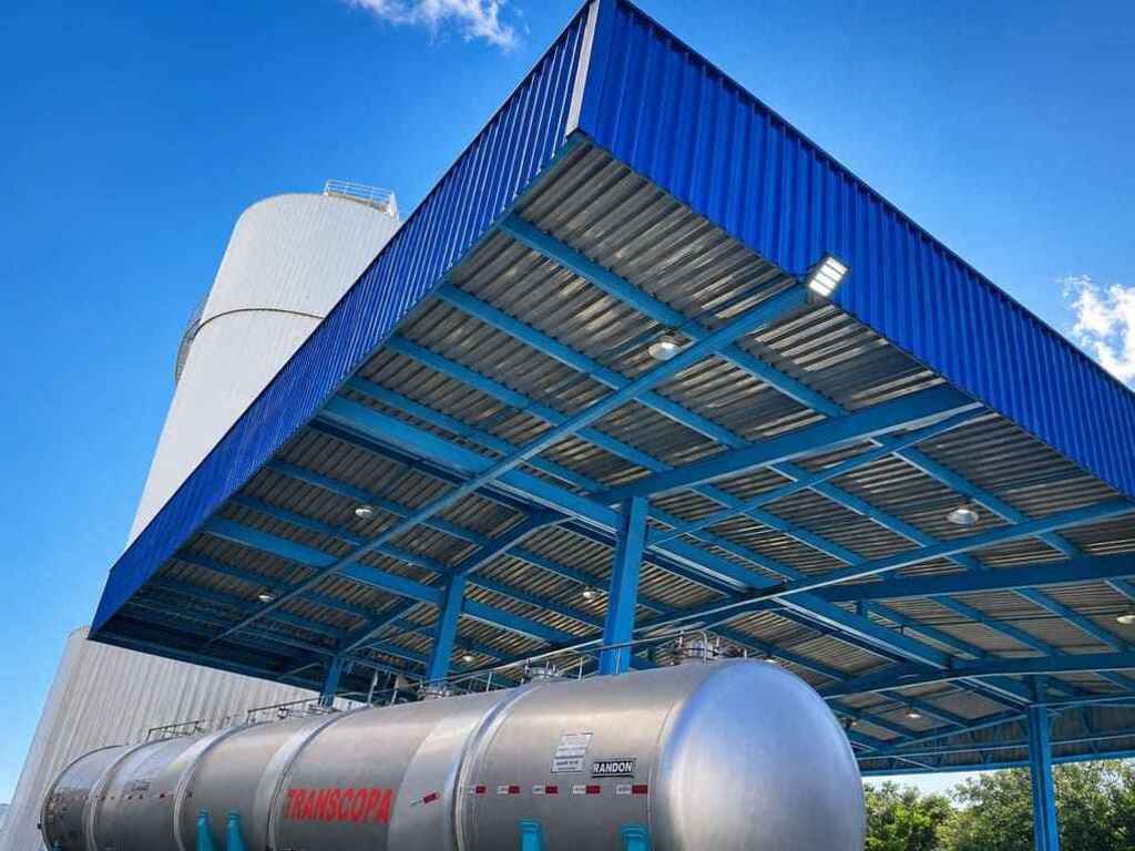 Construção de Cobertura Metálica