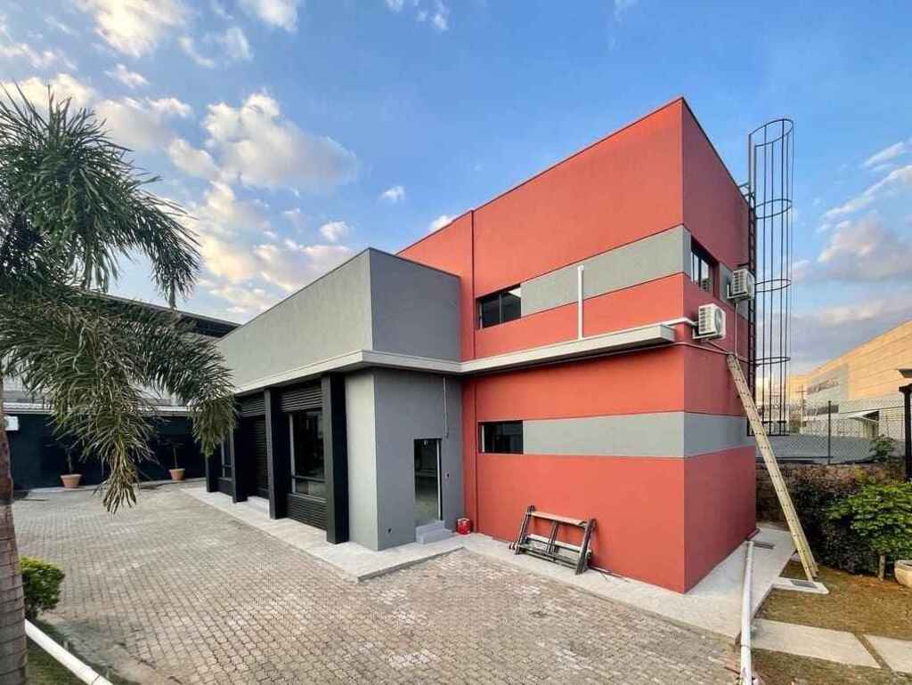 Construção de Laboratório Industrial